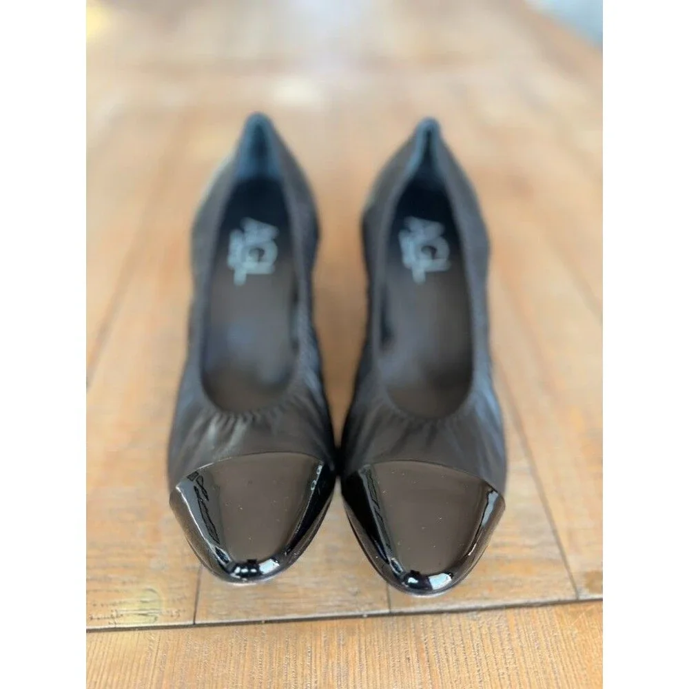 AGL Attilio Giusti Leombruni Black Leather Patent Cap Toe Block Heel EU 39 US 8